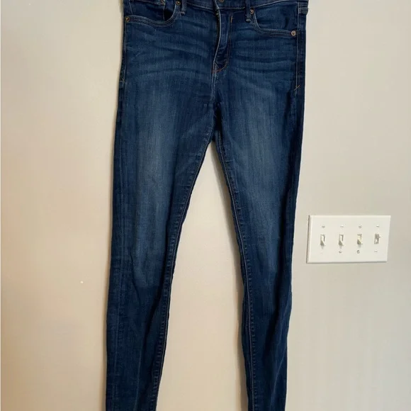 Women’s size 6 Express Skinny Jeans - Picture 4 of 6